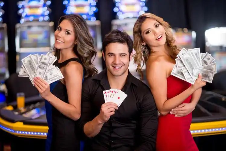 Suasana live casino dan meja permainan kartu di Lobby Game hbet2 yang interaktif